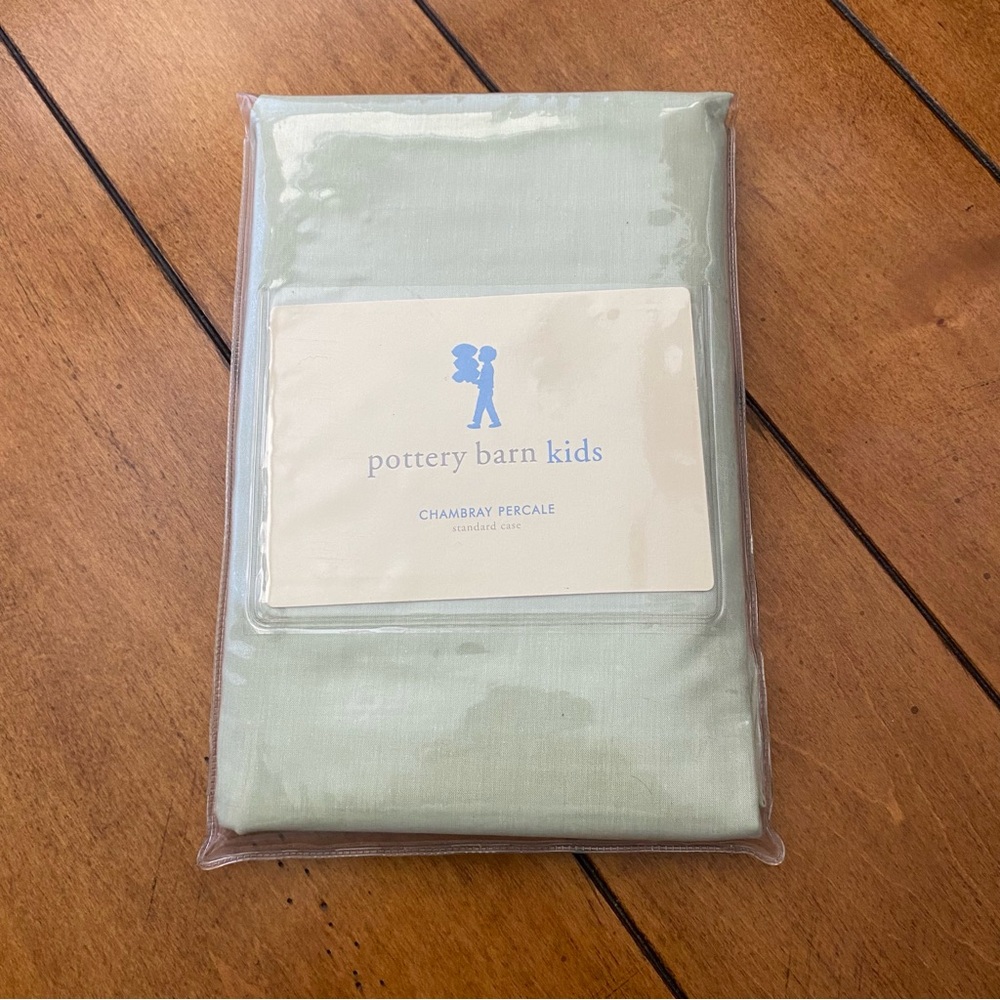 pottery barn kids CHAMBRAY PERCALE Green 1-Standard Case 200ct 100%-cotton